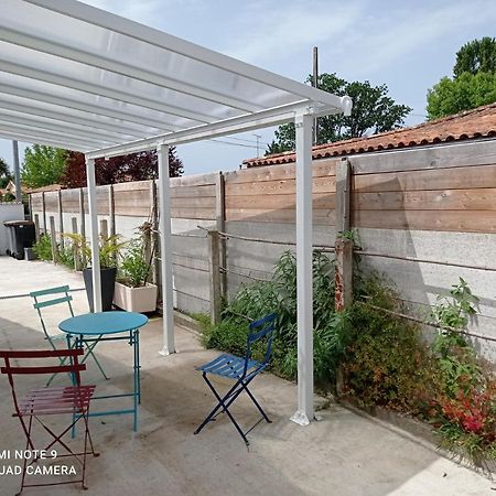 Studio Gujan-Mestras Exterior photo